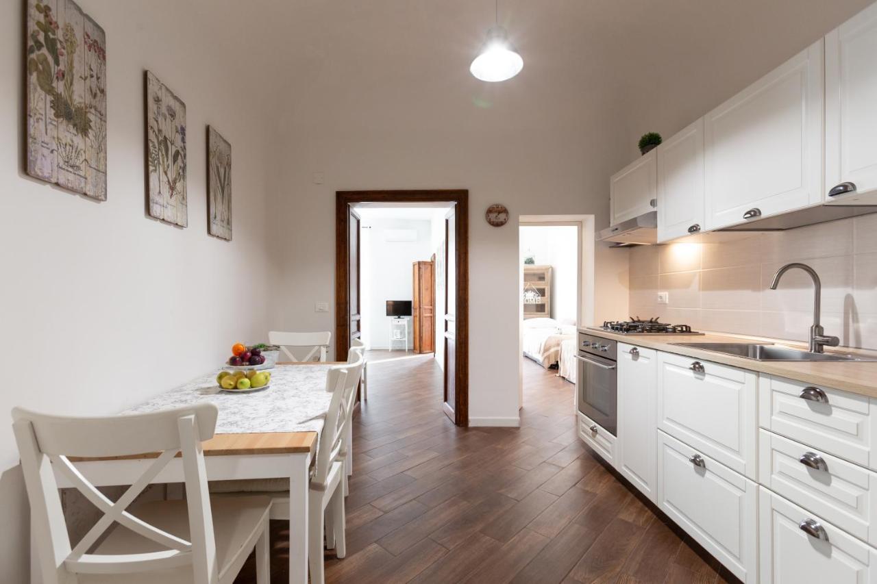 Quattro Canti Charming Flat Palermo Exterior foto